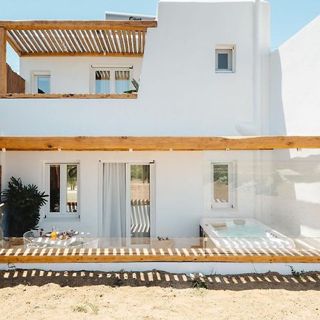 Sunday Luxury Suites Agia Anna  Екстер'єр фото