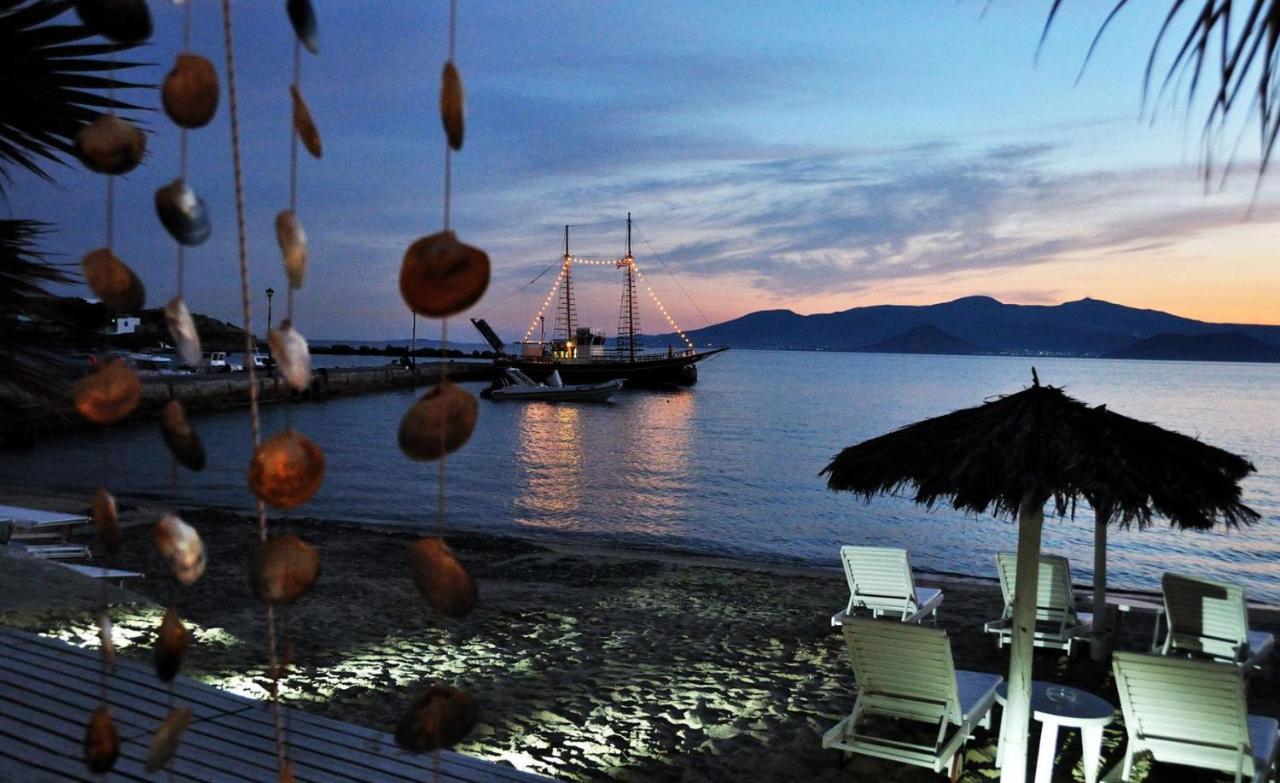 Sunday Luxury Suites Agia Anna  Екстер'єр фото