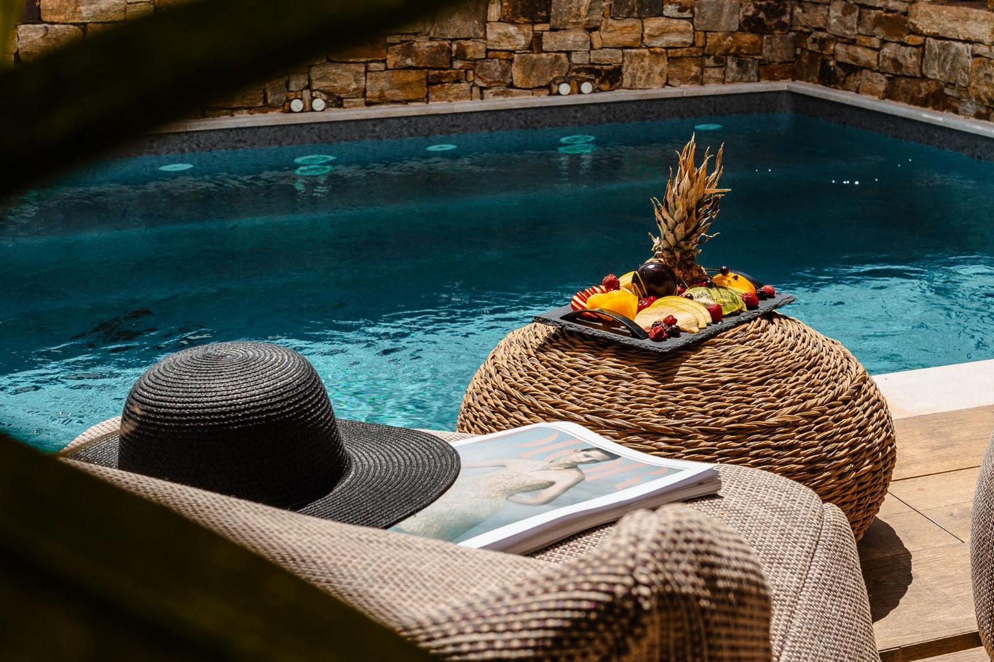 Sunday Luxury Suites Agia Anna  Екстер'єр фото