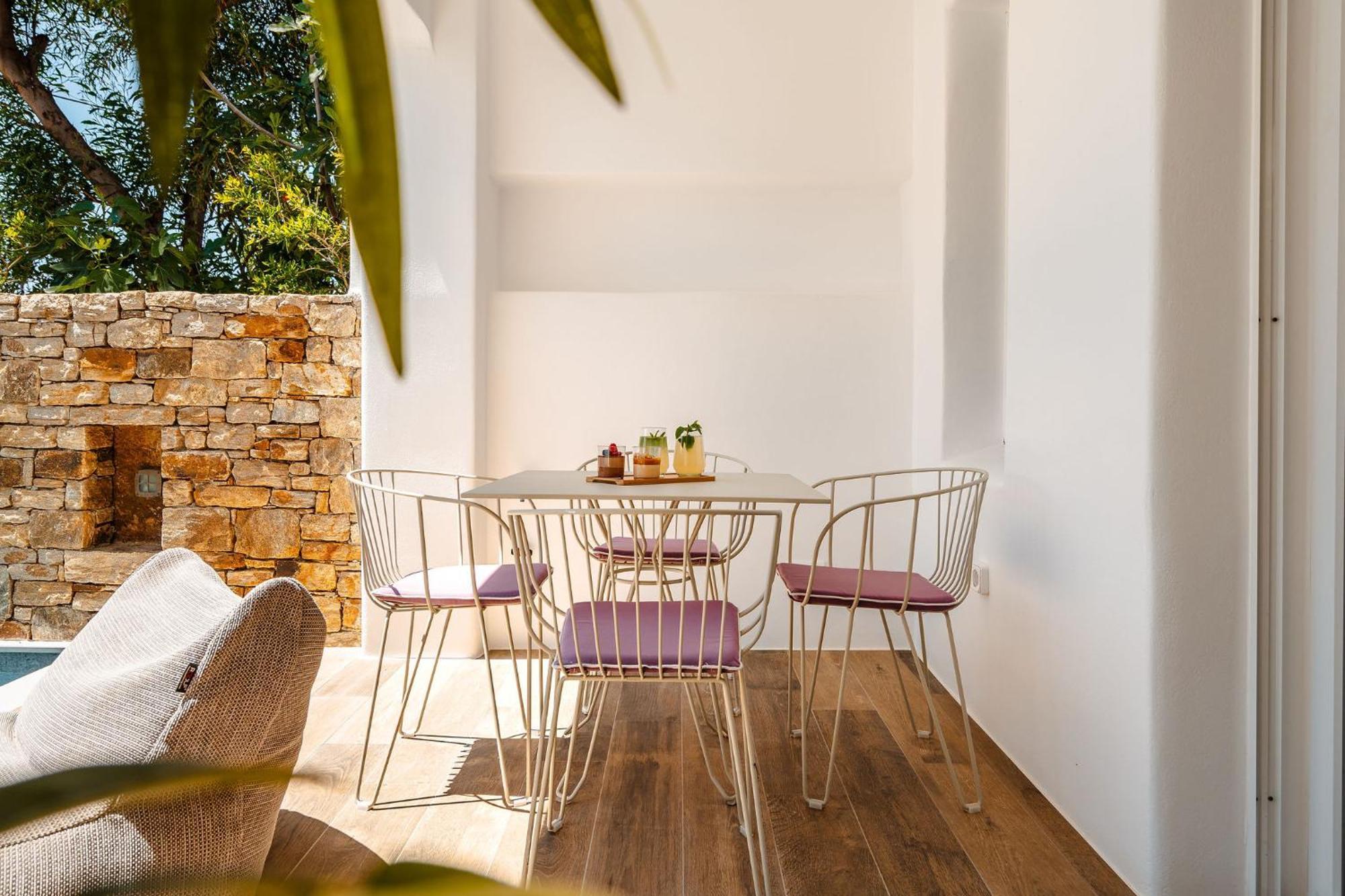 Sunday Luxury Suites Agia Anna  Екстер'єр фото