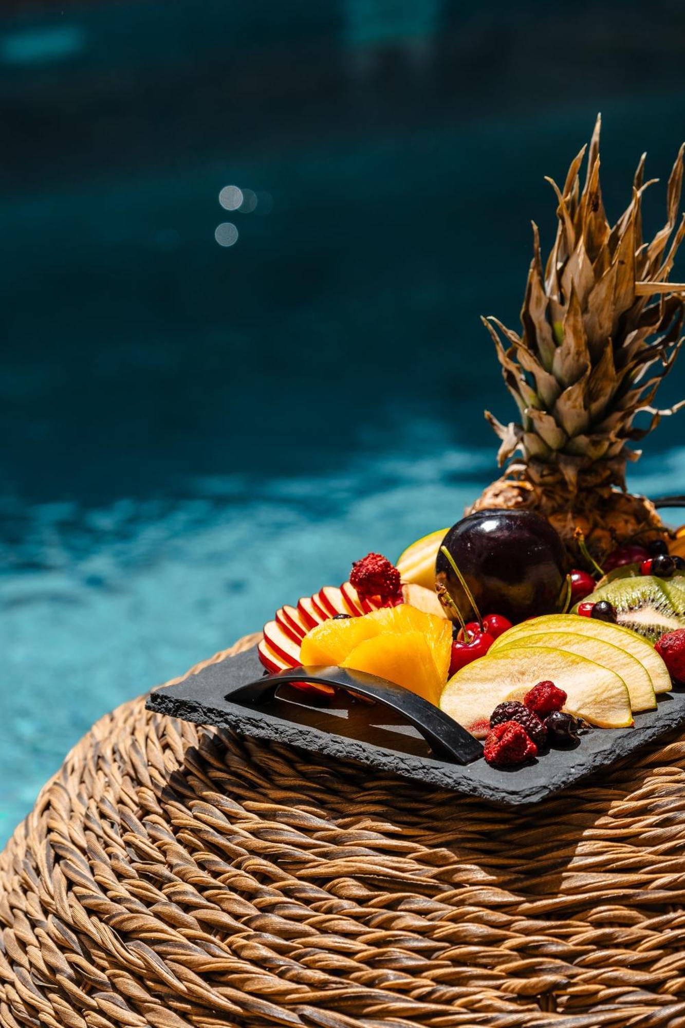 Sunday Luxury Suites Agia Anna  Екстер'єр фото
