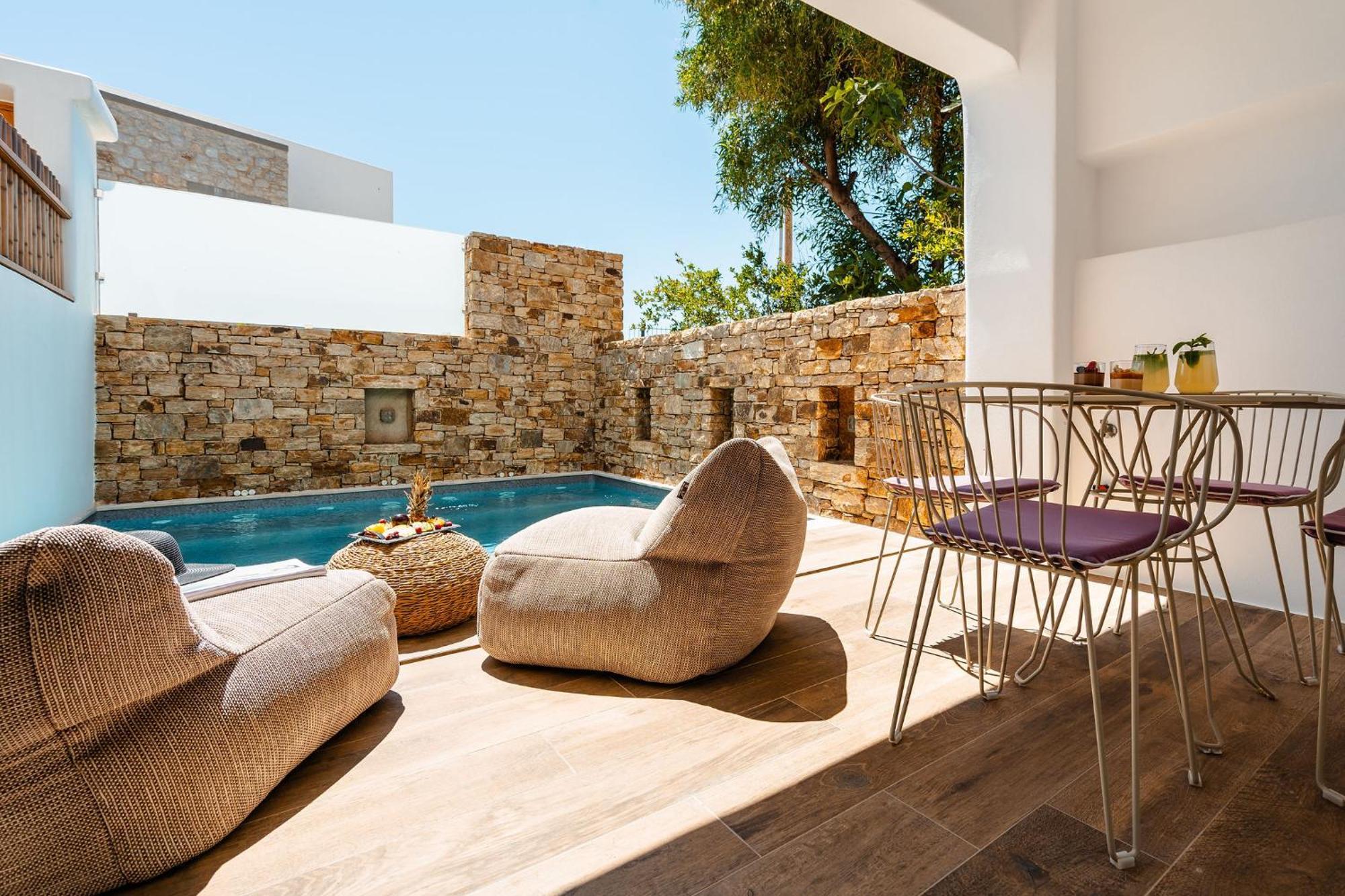 Sunday Luxury Suites Agia Anna  Екстер'єр фото