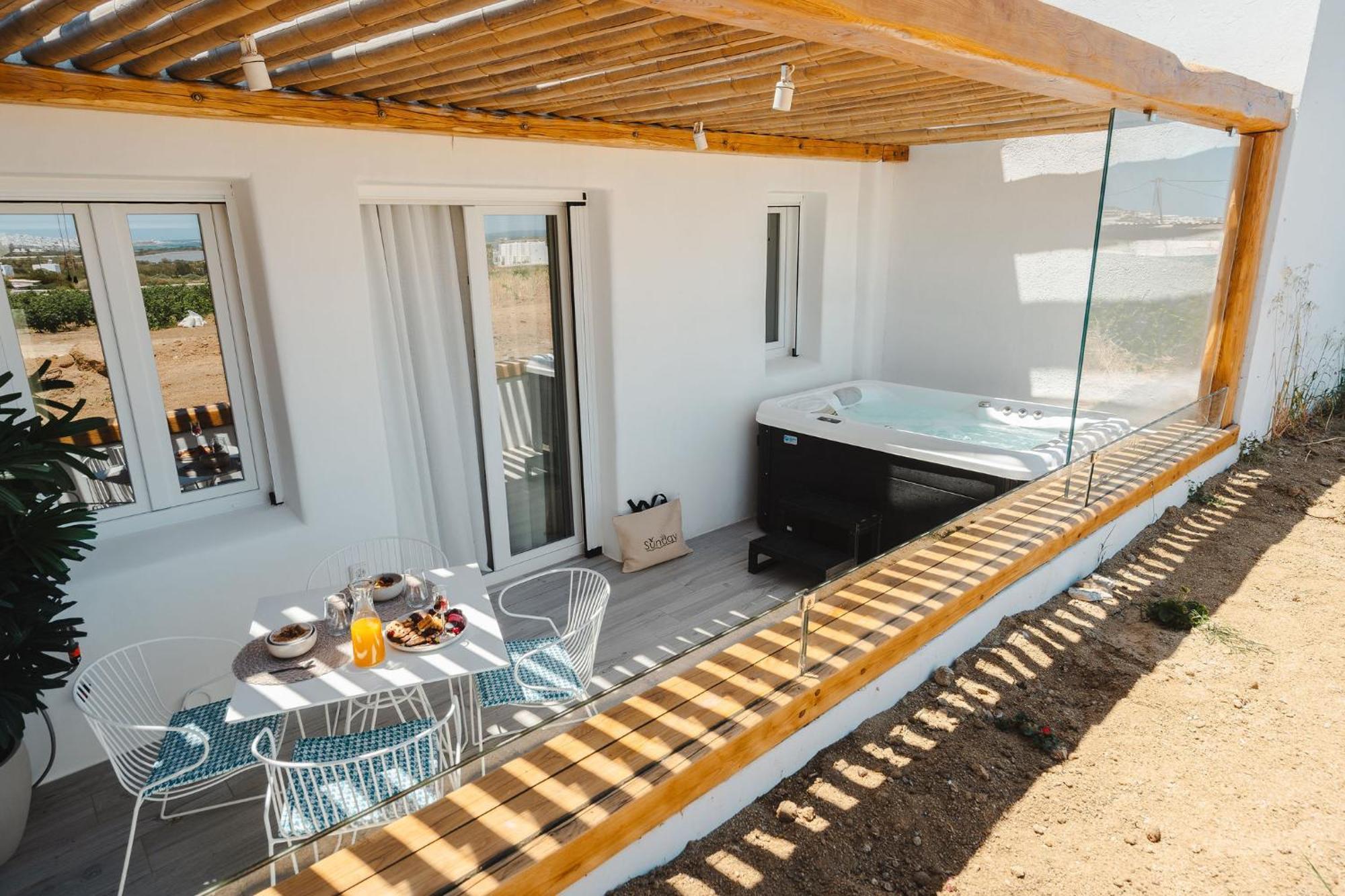 Sunday Luxury Suites Agia Anna  Екстер'єр фото