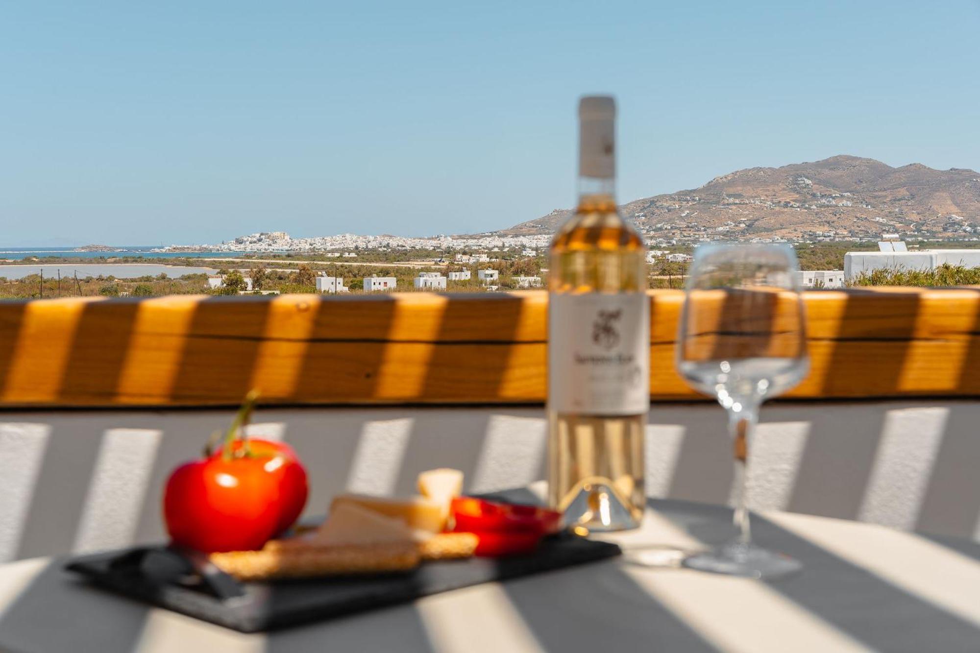 Sunday Luxury Suites Agia Anna  Екстер'єр фото